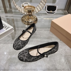 Christian Dior Low Shoes